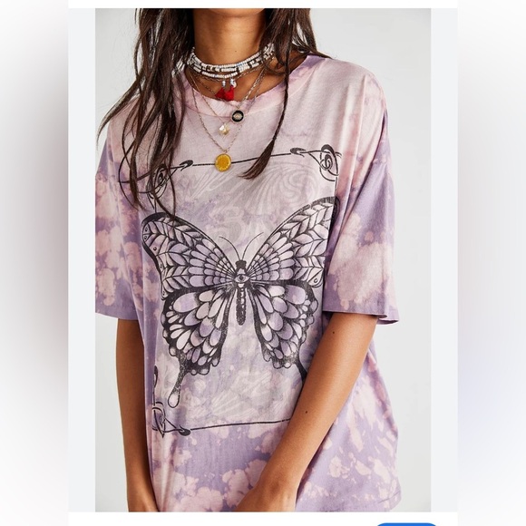 Free People x Vintage Souls Washed Butterfly Tie-Dye Tee
Size XS – Lilac/Purple - Picture 1 of 7